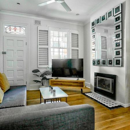 Gorgeous 2 Bedroom House Ultimo 2 E-Bikes Included ซิดนีย์ ภายนอก รูปภาพ